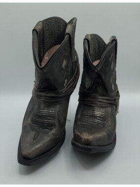 Laredo Black Silver Distressed Leather Fringe Ladies Short Cowboy Boots Size 9.5